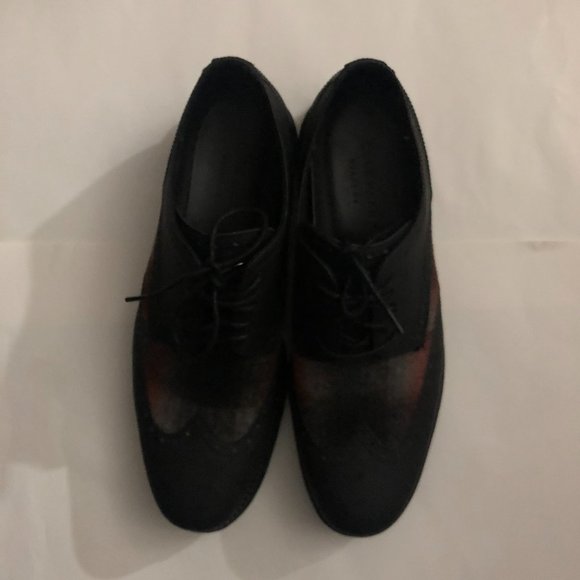 Shoes - Picture 2 of 3